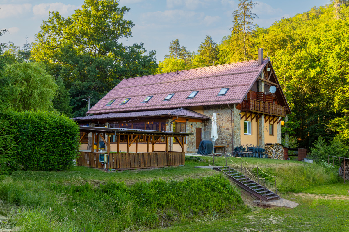 Penzion Pod Břesteckou skalou